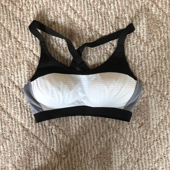 Victoria's Secret Other - Victoria’s Secret sports bra